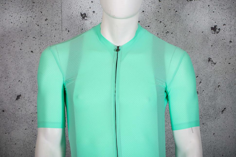 2025 Assos Equipe R Jersey S11 - chest.jpg