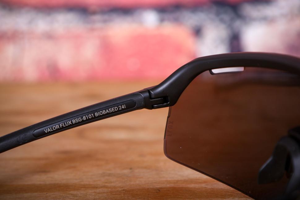 2025 BBB Valor Flux glasses - hinge inside.jpg