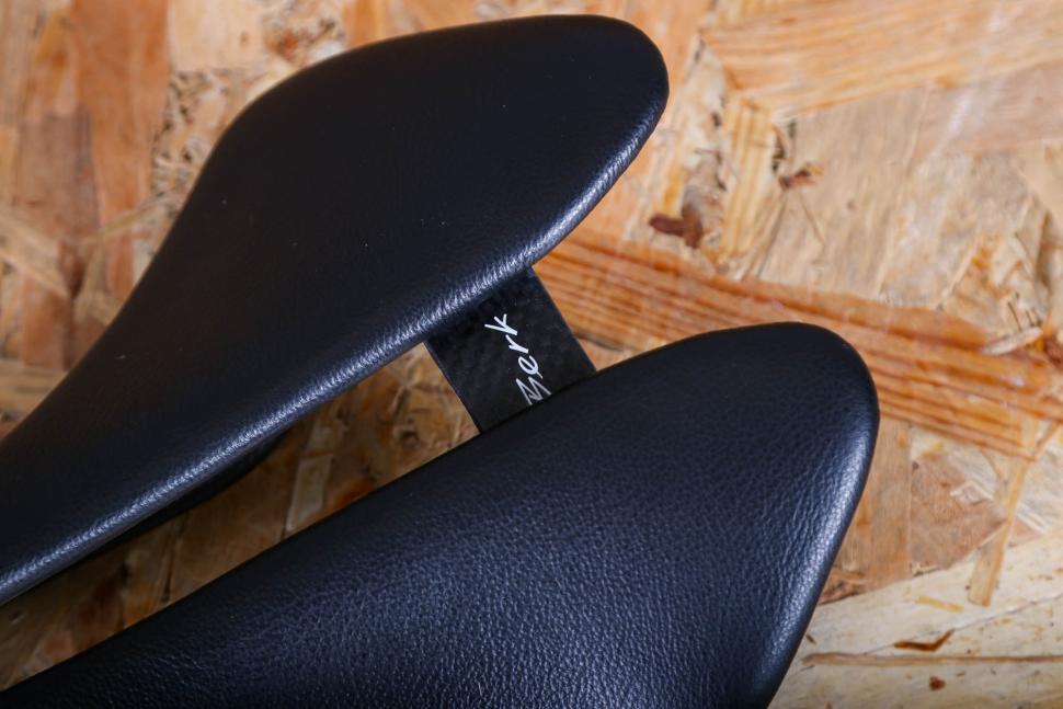 2025 Berk Lupina Short 144 Saddle - rear detail.jpg