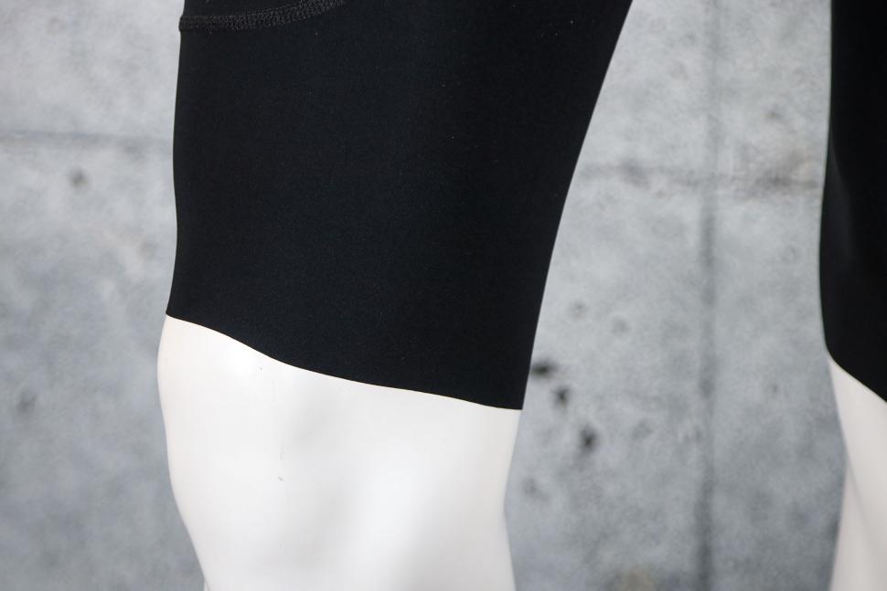 2025 Boardman 9 Series Bib Shorts - cuff 1.jpg