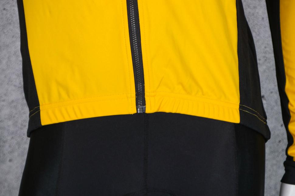 2025 Boardman Mens Windproof Jacket - hem.jpg