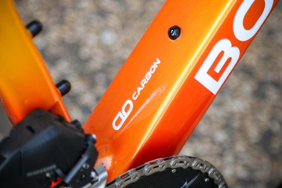 2025 Boardman SLR 9.4 Carbon LTD - frame detail.jpg