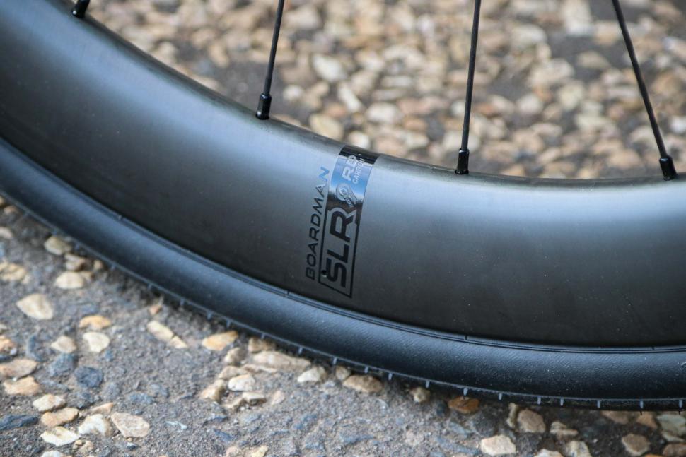 2025 Boardman SLR 9.4 Carbon LTD - rim.jpg
