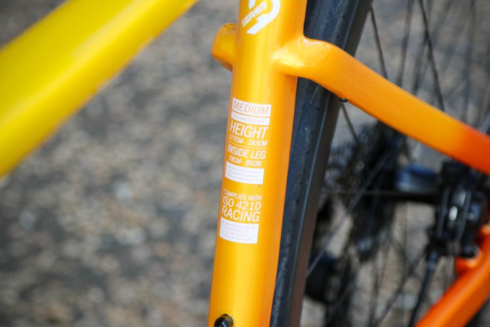 2025 Boardman SLR 9.4 Carbon LTD - seat tube detail
