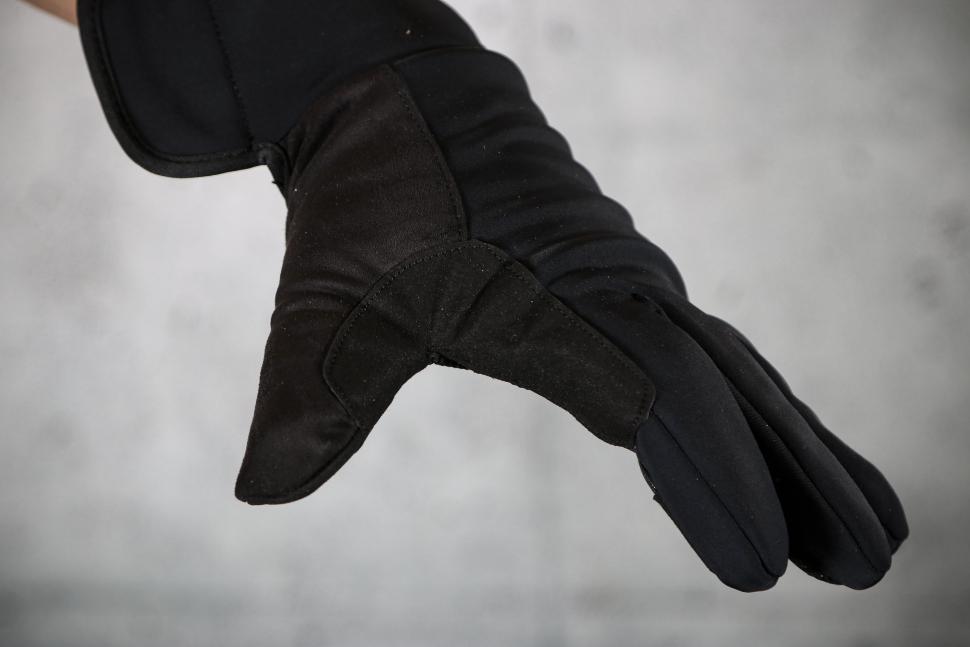 2025 Boardman Winter Gloves - thumb material.jpg