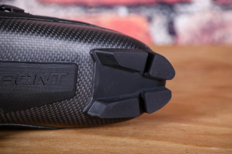 2025 Bont Riot G Shoes - sole heel detail.jpg