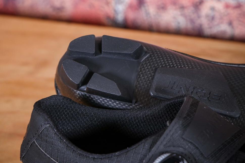 2025 Bont Riot G Shoes - sole heel.jpg