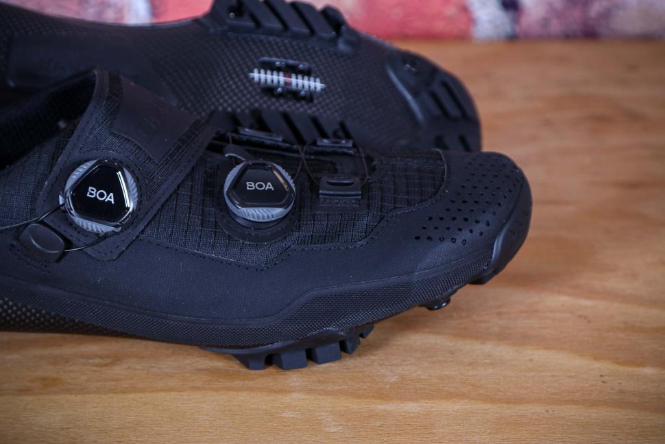 2025 Bont Riot G Shoes - toe.jpg