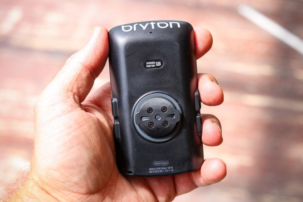 2025 Bryton Rider S810 - rear.jpg