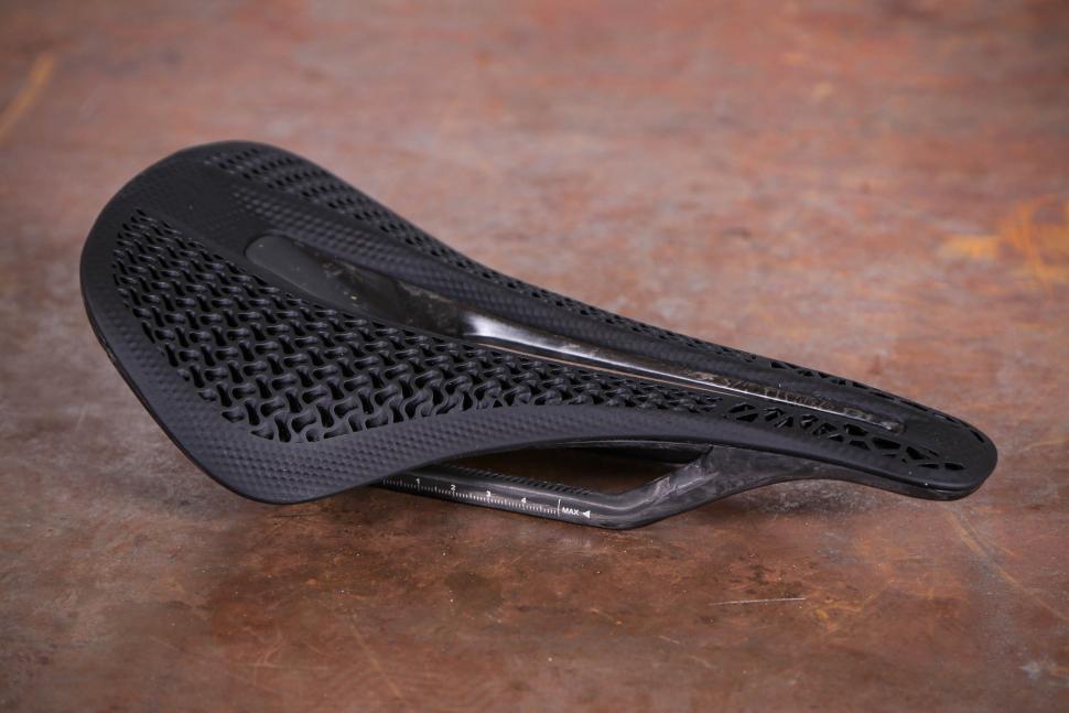 2025 CADEX AMP 3D Saddle - side.jpg