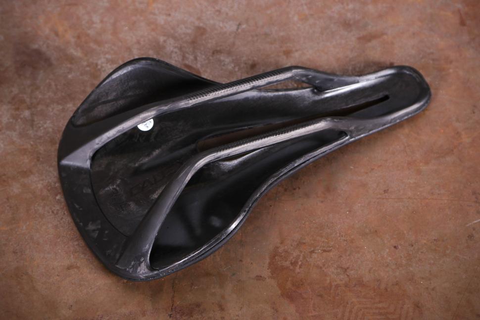 2025 CADEX AMP 3D Saddle - underside.jpg