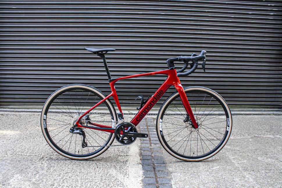2025 Cannondale Synapse Carbon 4 profile.jpg