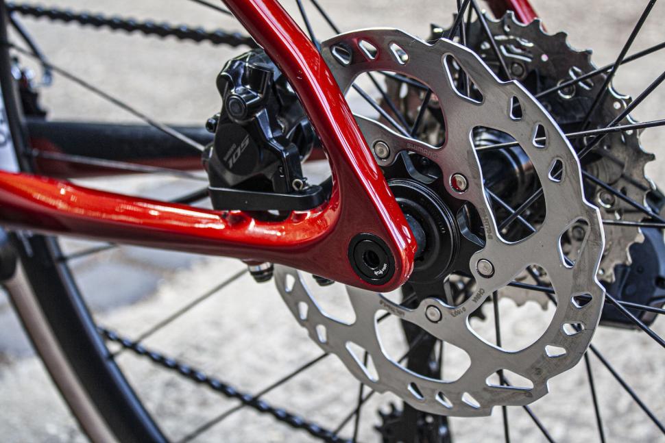 2025 Cannondale Synapse Carbon 4 rear brake caliper and rotor.jpg