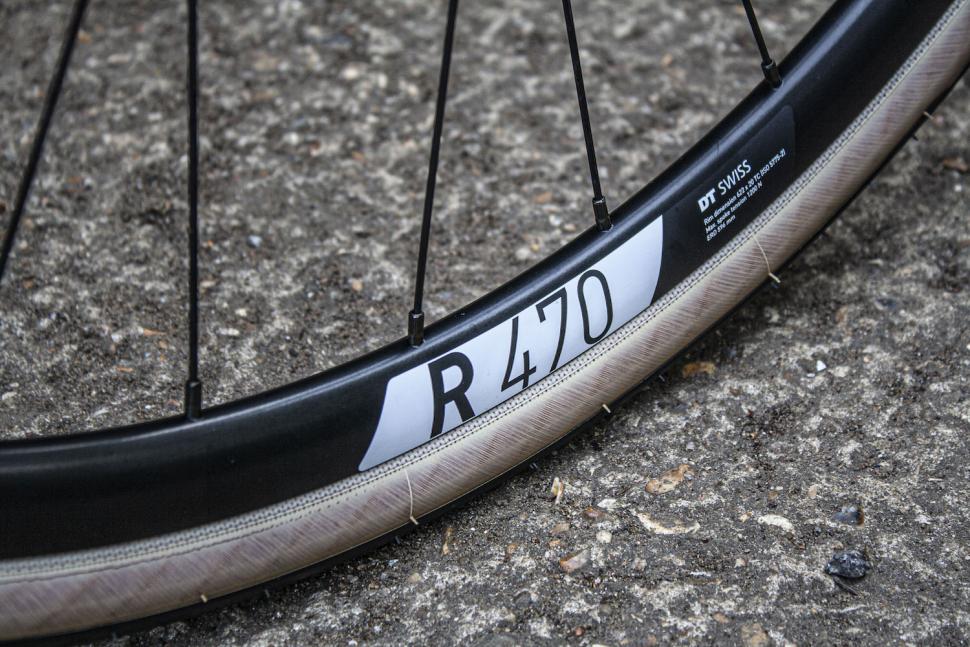2025 Cannondale Synapse Carbon 4 rim detail.jpg