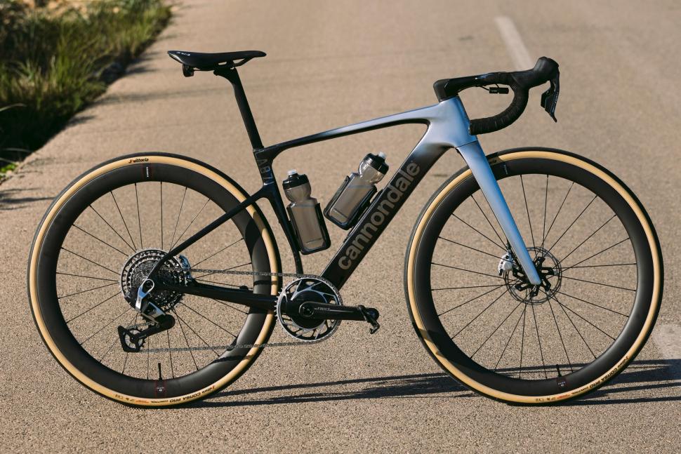 2025 Cannondale Synapse Lab71 static