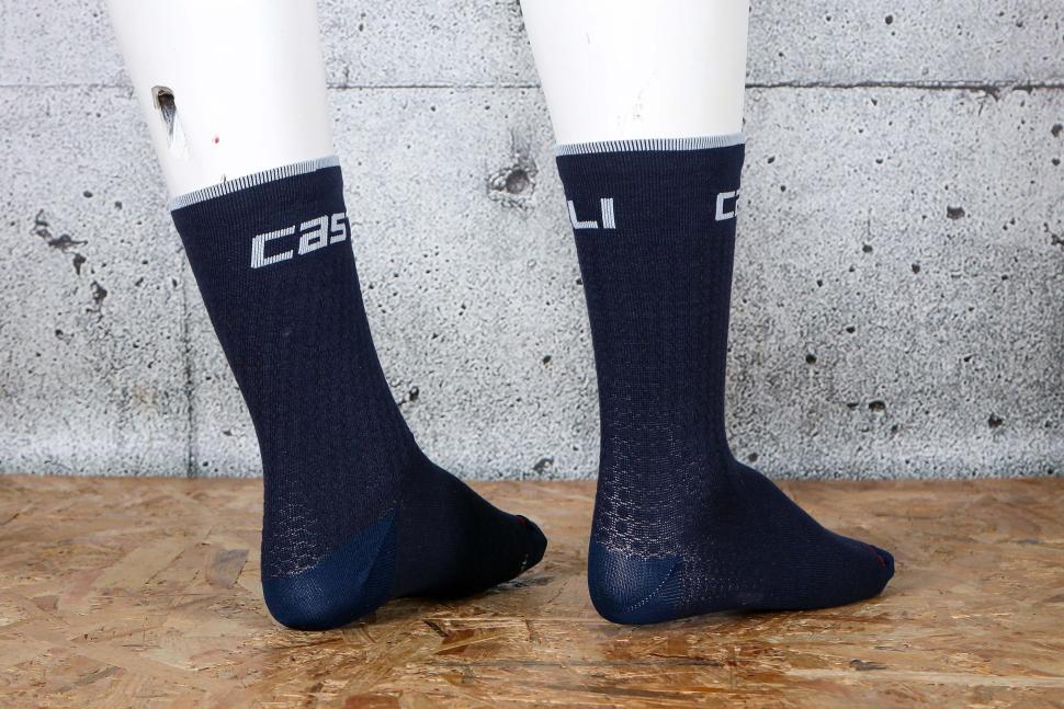 2025 Castelli Distanza 20 socks - 4.jpg