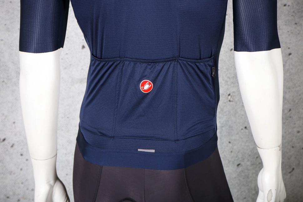 2025 Castelli Espresso Jersey - pockets.jpg