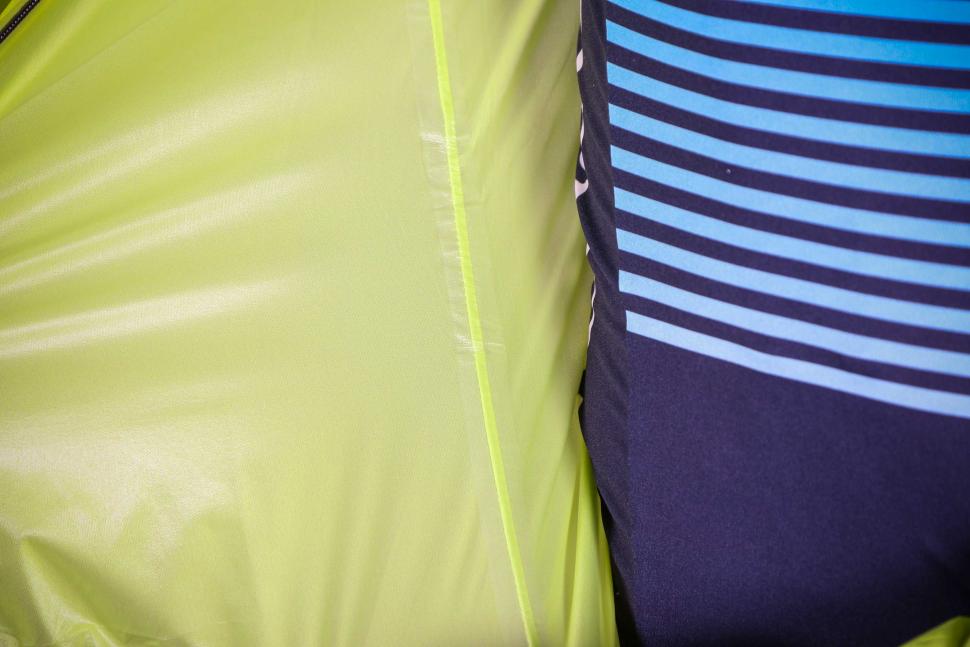 2025 Castelli Squall Shell Jacket - taped seam.jpg