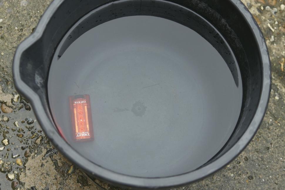 2025 CatEye Tight Kinetic bucket of water test roadcc.JPG