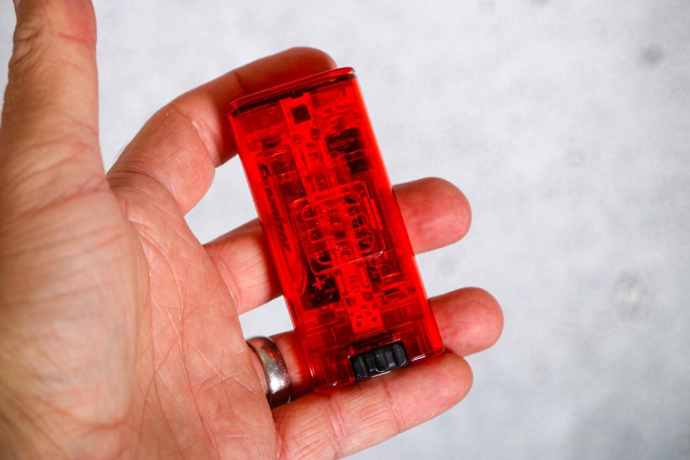 2025 Cateye Tight Kinetic Rear Light - rear.jpg