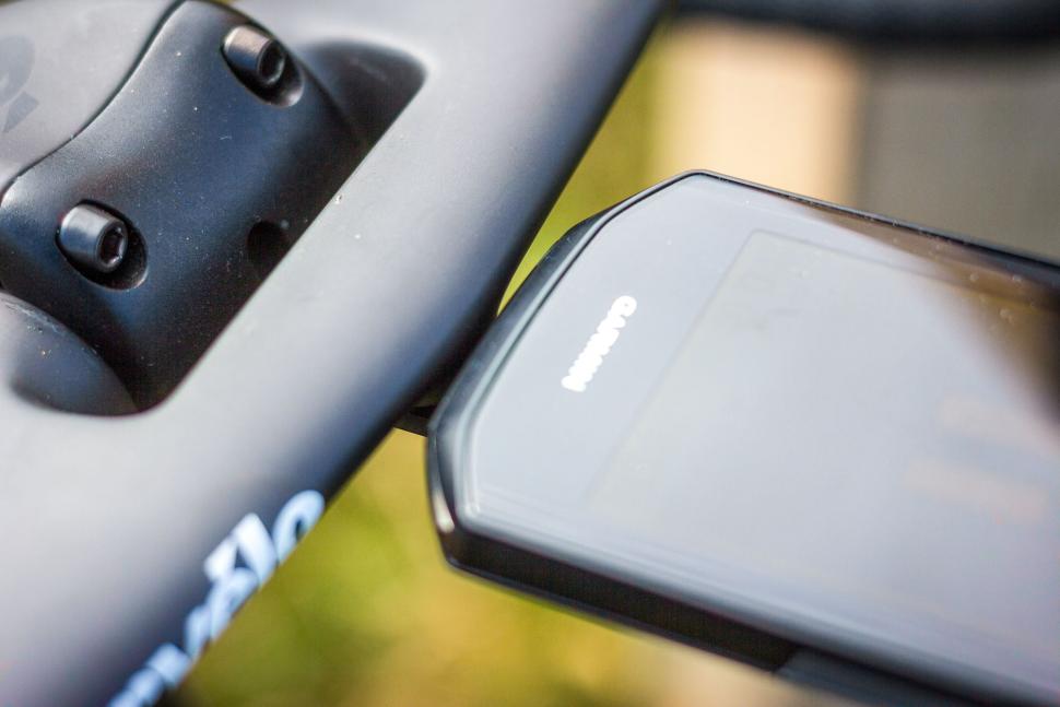 2025 Cervelo Aspero-5 Red AXS 1 - bars detail.jpg