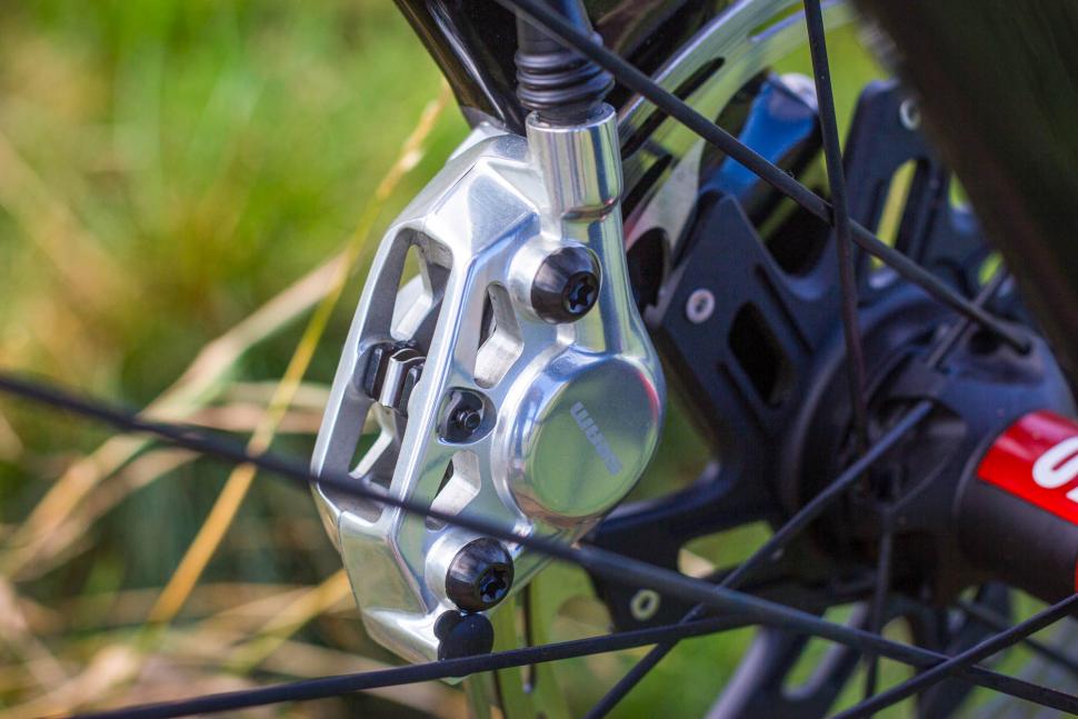 2025 Cervelo Aspero-5 Red AXS 1 - discbrake caliper.jpg