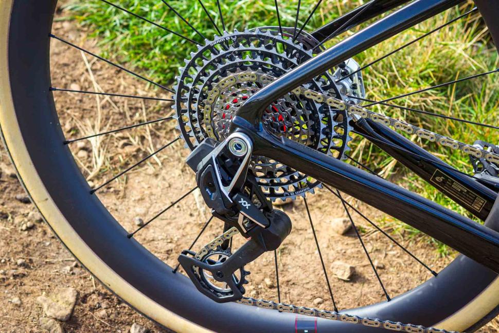 2025 Cervelo Aspero-5 Red AXS 1 - rear mech and cassette.jpg
