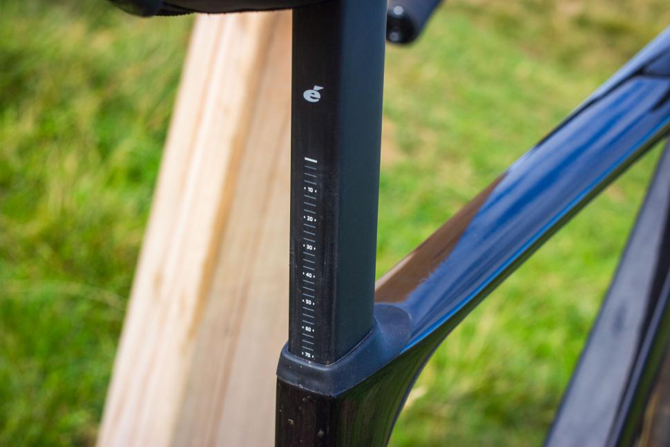 2025 Cervelo Aspero-5 Red AXS 1 - seat post.jpg