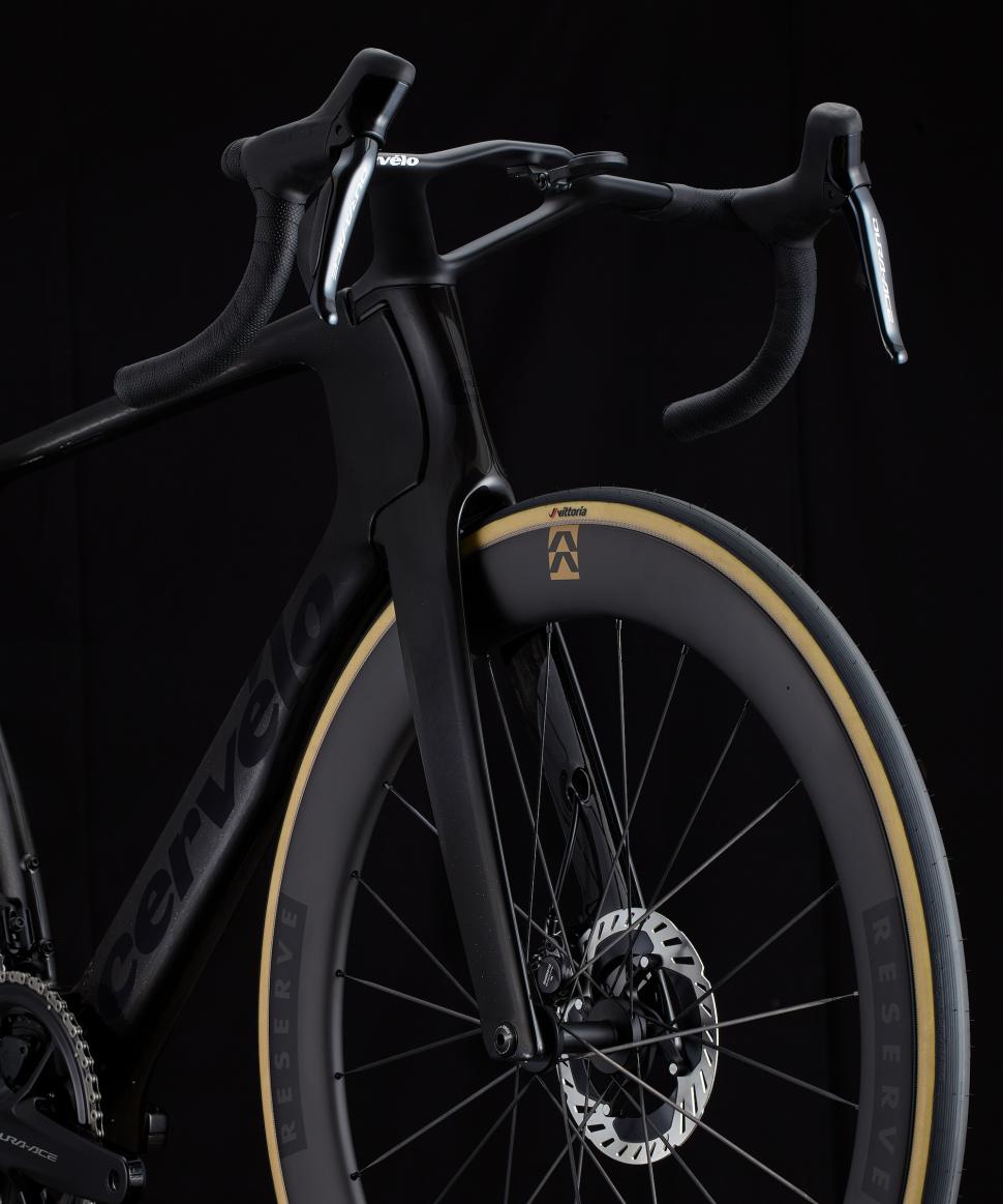 2025 Cervelo S5 front end studio
