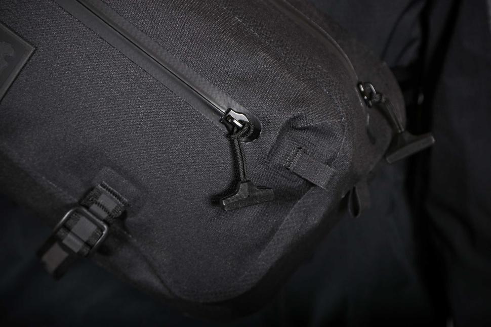 2025 Chrome Kadet WP Sling - zip.jpg