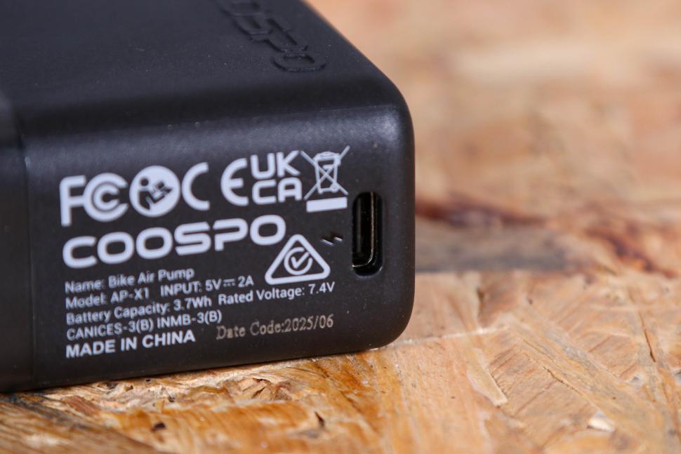 2025 Coospo X1 Electric Tiny Bike Pump - USB port.jpg