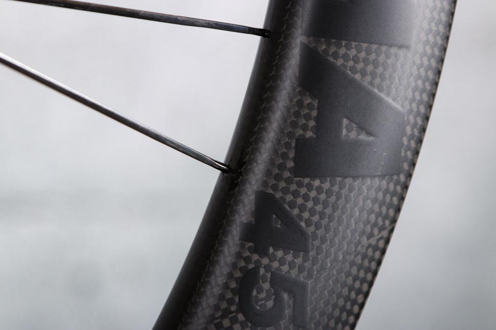 2025 Corima 45R wheelset - spoke detail 1.jpg