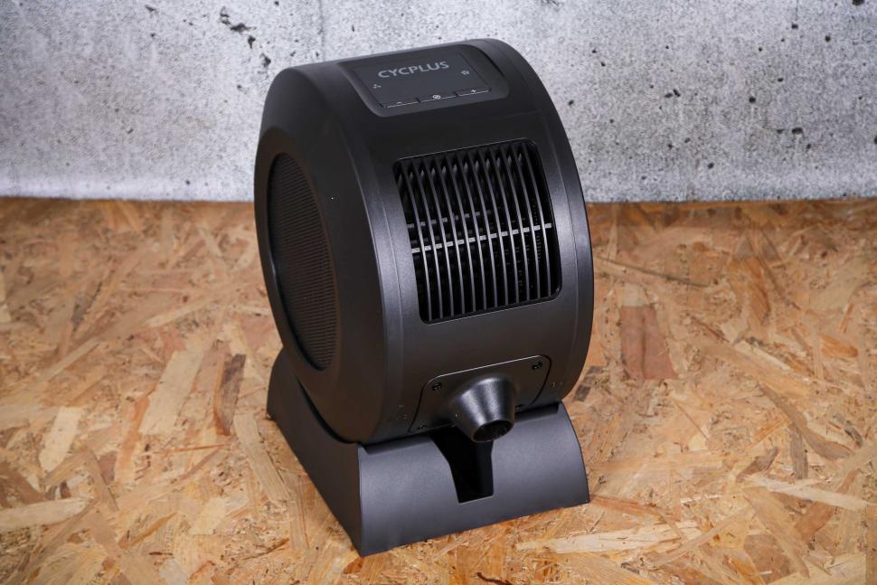 2025 CYCPLUS High-Power Smart Fitness Fan - vent.jpg