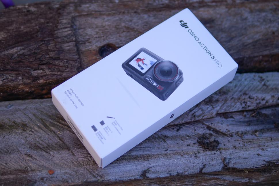 2025 DJI Osmo Action 5 Pro - box.jpg