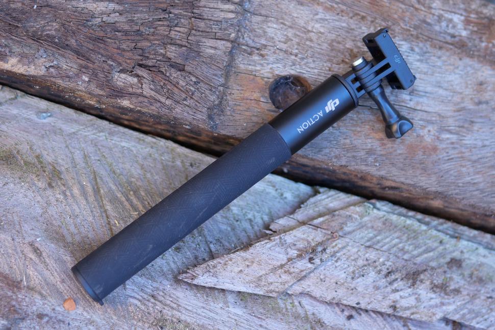 2025 DJI Osmo Action 5 Pro - telescopic mount.jpg