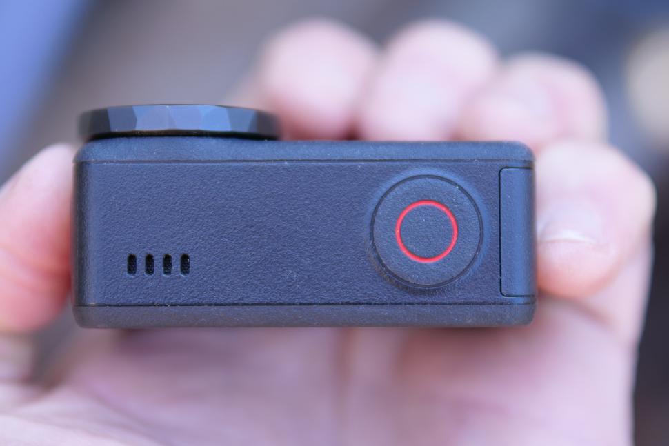 2025 DJI Osmo Action 5 Pro - top.jpg