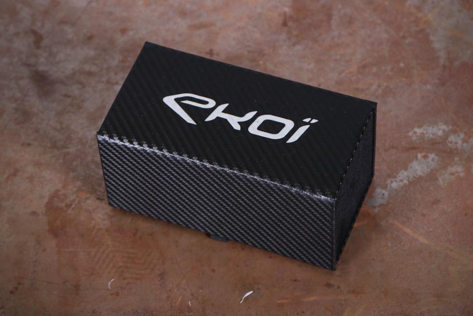 2025 Ekoi LUMEN glasses - hard case.jpg
