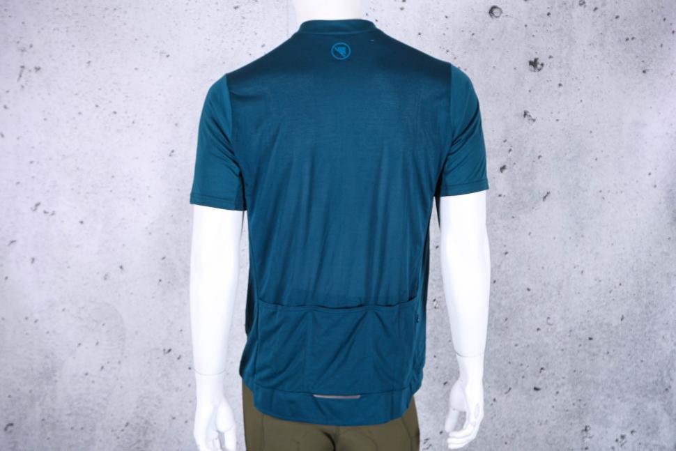 2025 Endura Men's Loop Short Sleeved Zipped Jersey - Barra Blue - back.jpg
