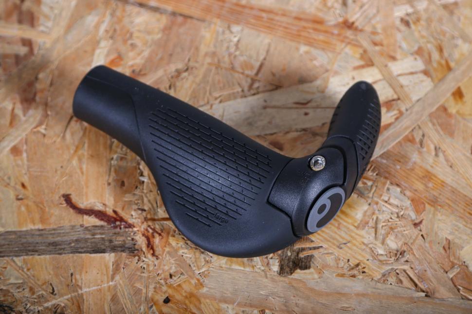 2025 Ergon GP3 Evo grips - top.jpg