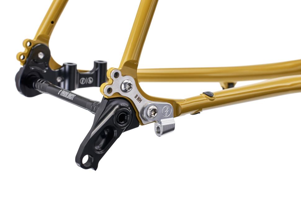 2025 Fairlight Strael 4.0 rear dropout - 1.jpeg