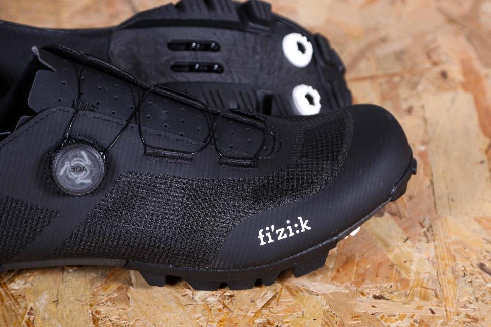 2025 Fizik Vento Proxy Wide Shoes - toe.jpg
