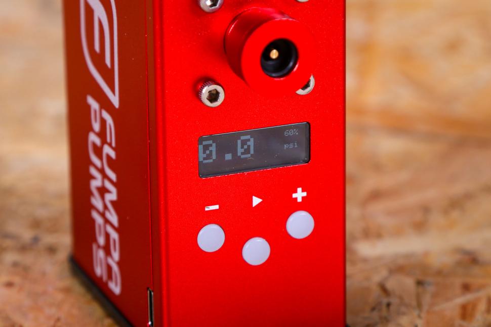 2025 Fumpa OG Pump - buttons and screen.jpg