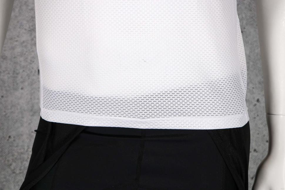 2025 Galibier Echelon Short Sleeve Base Layer - hem.jpg