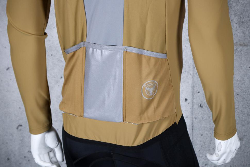 2025 Galibier GrandTour Pro Jacket - pockets.jpg