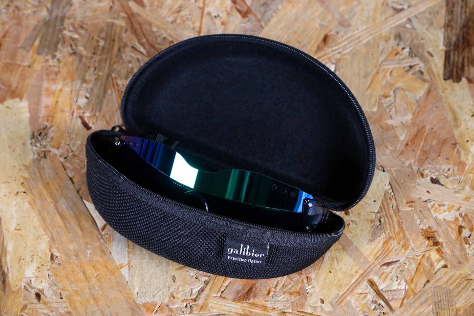 2025 Galibier Liberte Optics - case open.jpg
