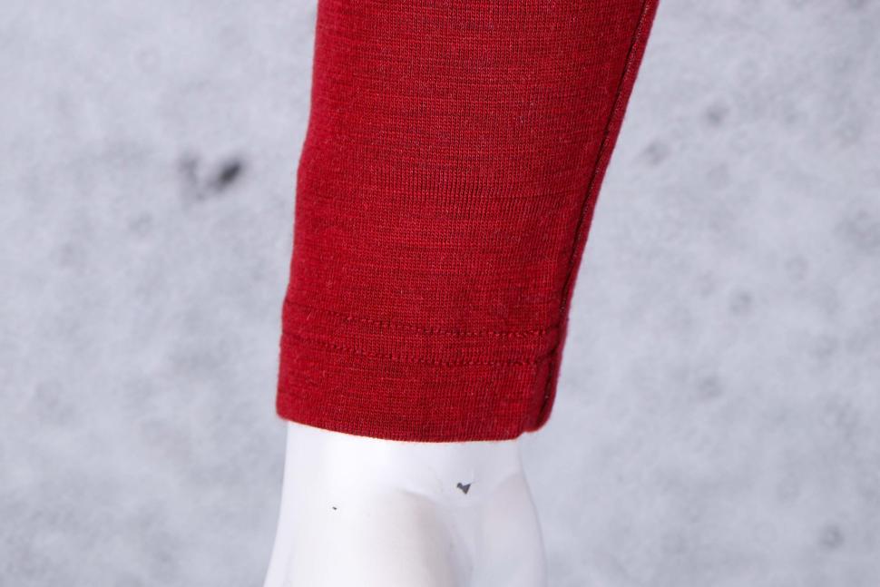 2025 Galibier Roubaix Merino Jersey - cuff.jpg