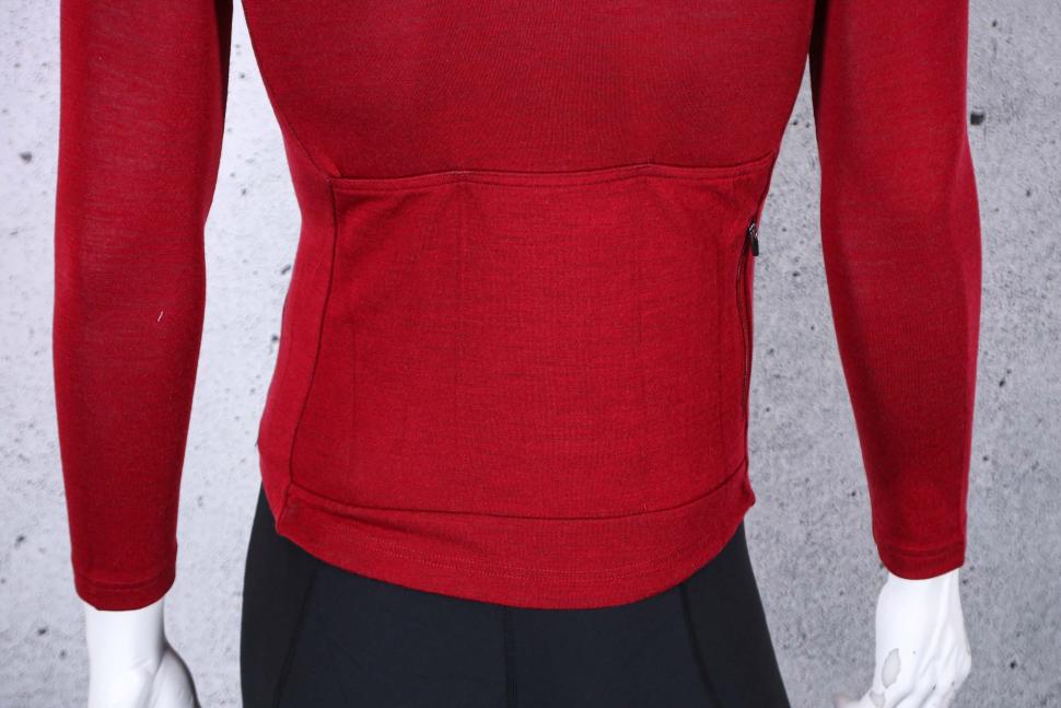 2025 Galibier Roubaix Merino Jersey - pockets.jpg