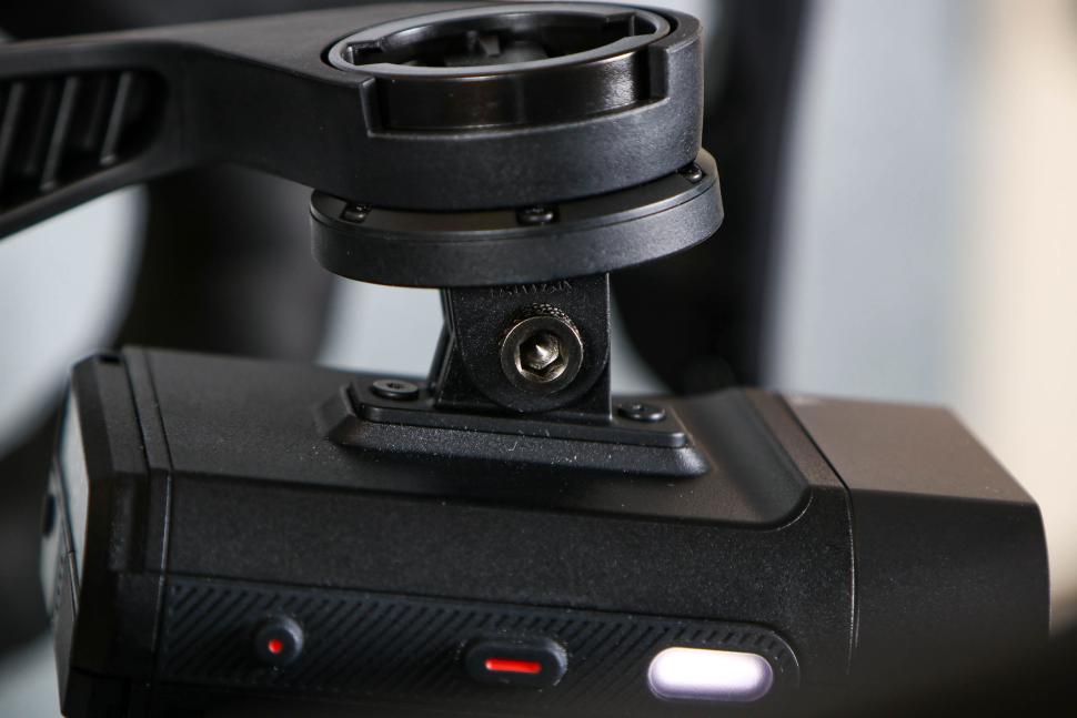 2025 Garmin Varia Vue - on bike mount detail.jpg