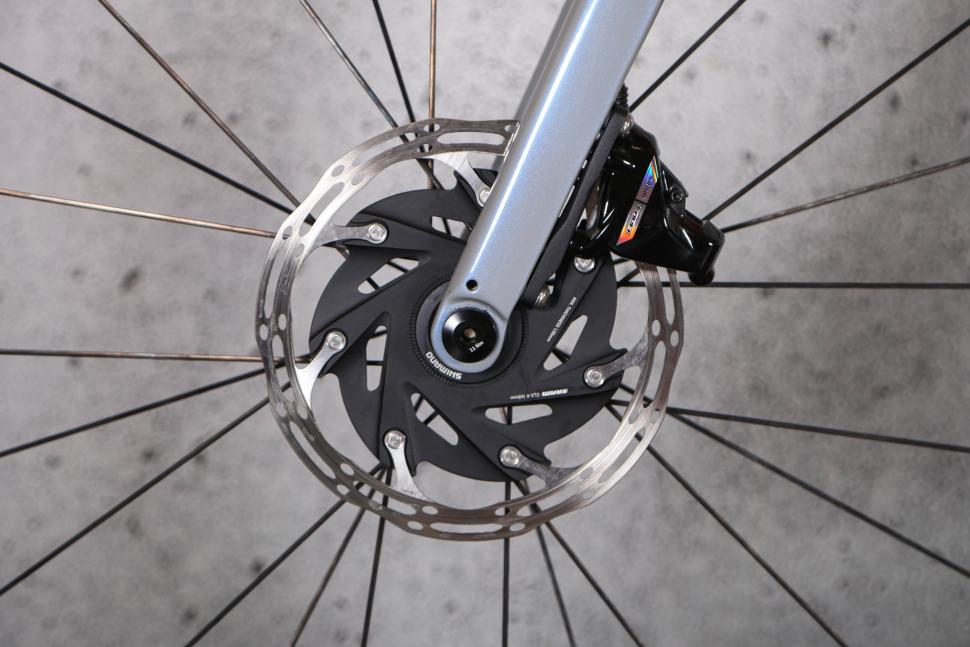 2025 Giant Defy Advanced SL 1 - front disc brake.jpg