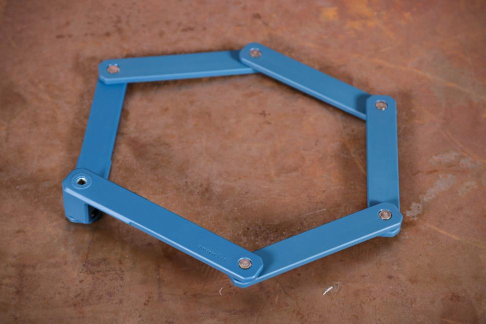 2025 Hiplok Switch Folding Lock - 3.jpg